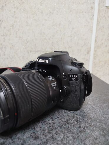 музыкальный центер: Продаю canon 7d с объективом 18-135 mm nano usm. флешк 8 Гб