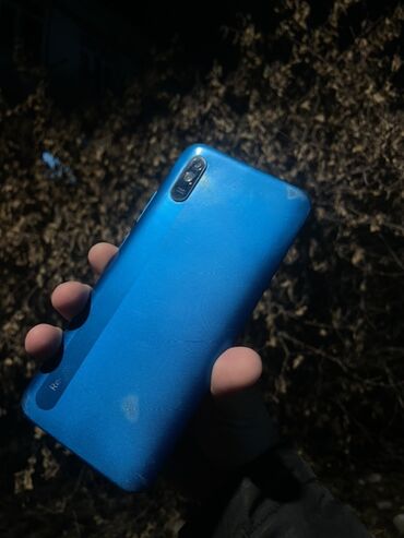 меняю ноутбук: Redmi, Redmi 9A, Колдонулган, 32 ГБ, түсү - Көк