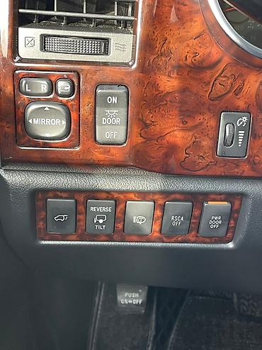 Toyota: Toyota Sequoia: 2008 г., 5.7 л, Автомат, Газ, Внедорожник — 8