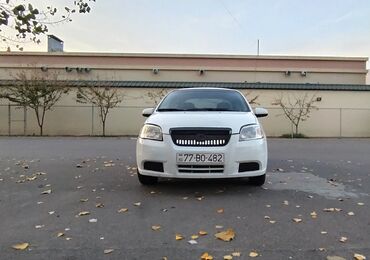 Chevrolet: Chevrolet Aveo: 1.2 l | 2011 il 420000 km Sedan — 1