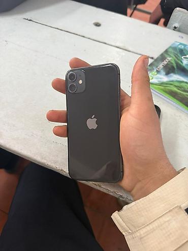 Apple iPhone: IPhone 11, Б/у, 64 ГБ, Черный, Защитное стекло, Чехол, 82 % — 3