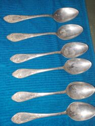 2ci el yataq desdi: 6 ədəd klassik dizaynlı qaşığı dəsti. Melxior qədim sovet qaşiğlari