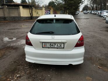 автомобиль продается: Honda Civic: 2000 г., 1.5 л, Автомат, Бензин, Хэтчбэк