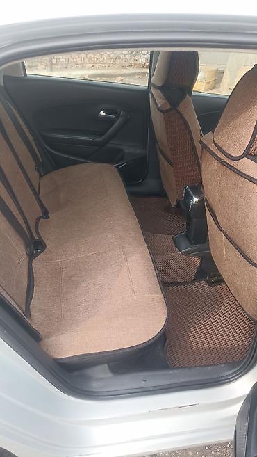 Volkswagen: Volkswagen Polo: 2010 г., 1.6 л, Механика, Бензин, Седан — 7