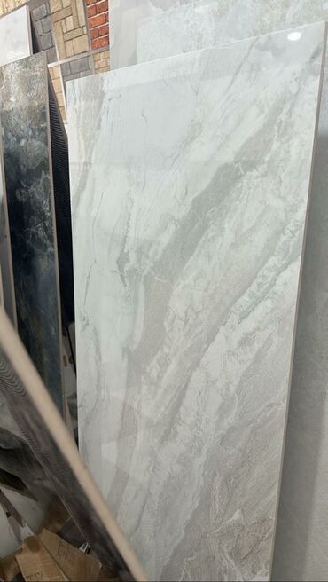 nerj vanna: Böyük ölçülü mərmər effektli keramika plitə - Material