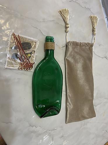 Набор для сервировки и декора: блюдо из плавленой стеклянной бутылки +