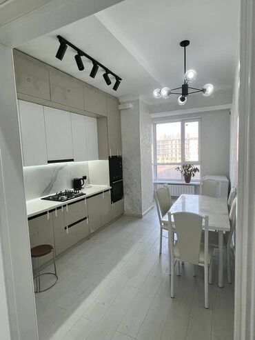 Продажа квартир: 3 комнаты, 83 м², Элитка, 4 этаж, Дизайнерский ремонт