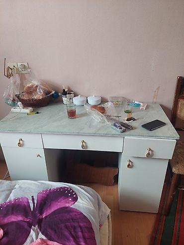 ventilyatorlar satisi: İki bölməli soyuducu - Üst hissə: soyuducu bölmə, iki rəf, qapıda — 4