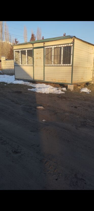 купить дом в бишкеке район пишпек: Павильон сатылат Тюп .Балбайда полка стелаждары менен электричество