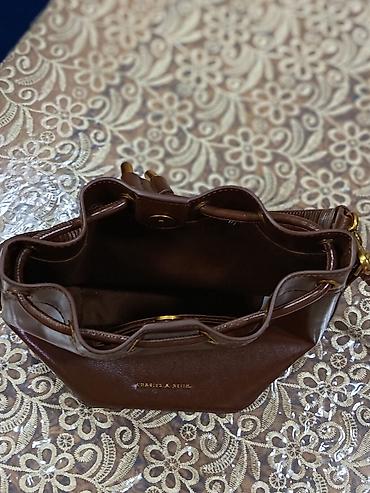 charles keith: Çiyin çantası, Charles & Keith, İşlənmiş — 4