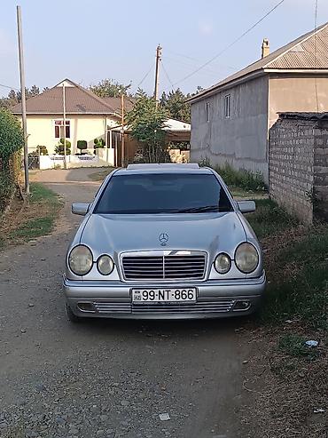 mercedes tap az: Mercedes-Benz E-Class: 2.4 l | 1998 il Sedan — 5