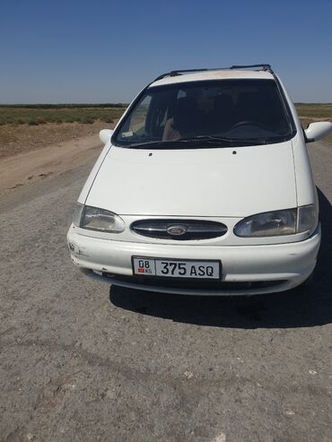 семиместные машины: Продается минивэн Ford Galaxy белого цвета. Этот просторный автомобиль