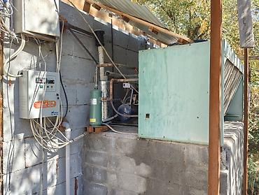 Морозильные шкафы, лари: Продаю холодильное оборудование 30HP всё в комплекте. Срочно — 2