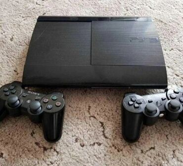 PS3 (Sony PlayStation 3): Продаю идеальную PS3 slim, прошитая +70топ игр, Память 1000гиг, не