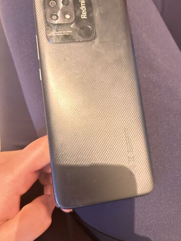 playstation arendaya verilir: Məhsul: Xiaomi Redmi smartfon Xüsusiyyətlər: - Arxa tərəfdə “Redmi”