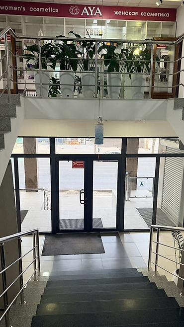 Аренда помещений свободного назначения: Сдается помещение 40 м2 Доступ 24/7 1 линия вход с улицы — 4