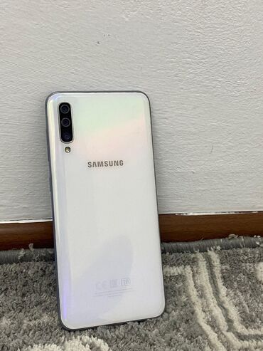 Samsung: Samsung Galaxy A51 5G, Б/у, 256 ГБ, цвет - Белый, 2 SIM