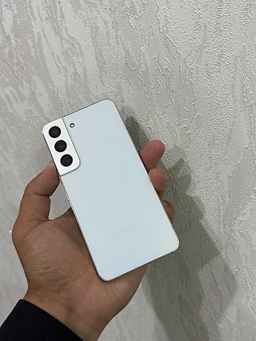 гелек: Samsung Galaxy S22, Колдонулган, 256 ГБ, түсү - Ак, 2 SIM — 1