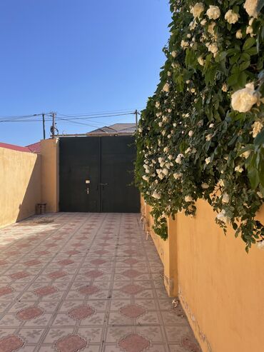 Bağ evlərinin satışı: Bakı, Binəqədi qəs., 500 kv. m, 6 otaqlı, Hovuzsuz, Kanalizasiya, Kombi, Telefon -da lalafo.az — 2 Bağ evlərinin satışı: Bakı, Binəqədi qəs., 500 kv. m, 6 otaqlı, Hovuzsuz, Kanalizasiya, Kombi, Telefon — 2