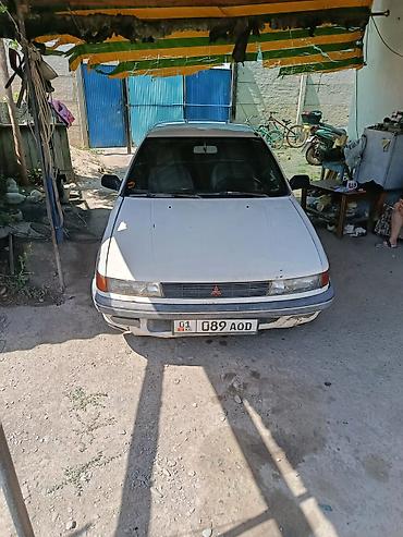 lancer 9: Mitsubishi Lancer: 1990 г., 1.5 л, Механика, Бензин, Седан — 1