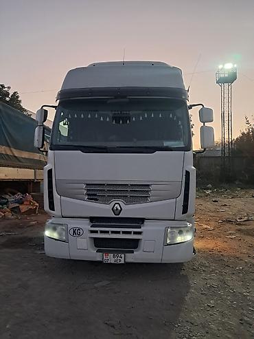 грузовик рено: Тягач, Renault, Шторный — 1