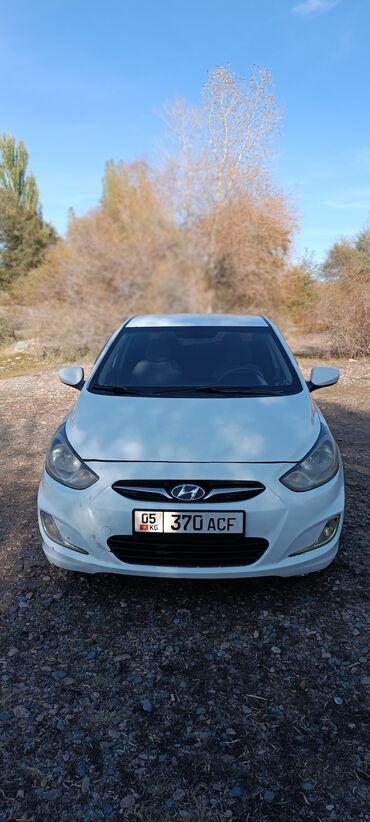 машина лабо: Hyundai Solaris: 2011 г., 1.4 л, Механика, Бензин, Седан