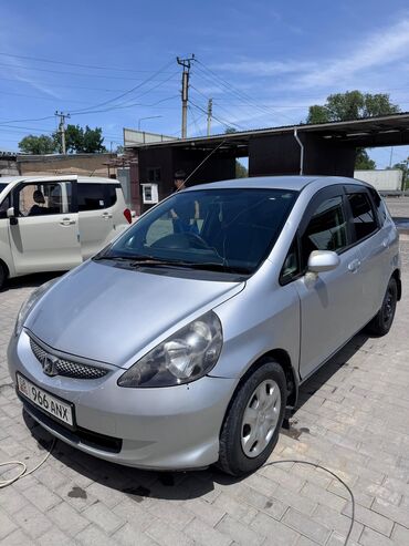 Honda: Honda Fit: 2002 г., 1.3 л, Автомат, Бензин, Хэтчбэк