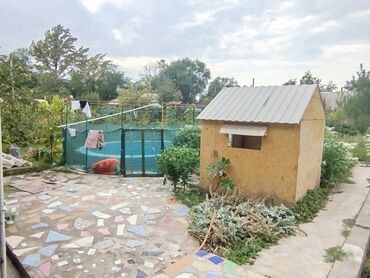 срочно срочно продай дом город карабалта: Үй, 12 кв. м, 4 бөлмө, Менчик ээси, Евро оңдоо