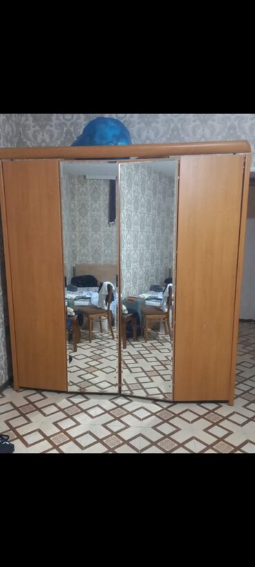 Ofis və oyun kresloları: Qarderob, paltar dolabı