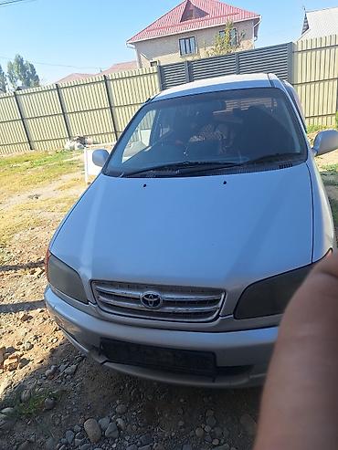 ссср машинка: Toyota Ipsum: 1999 г., 2 л, Автомат, Бензин, Минивэн — 5