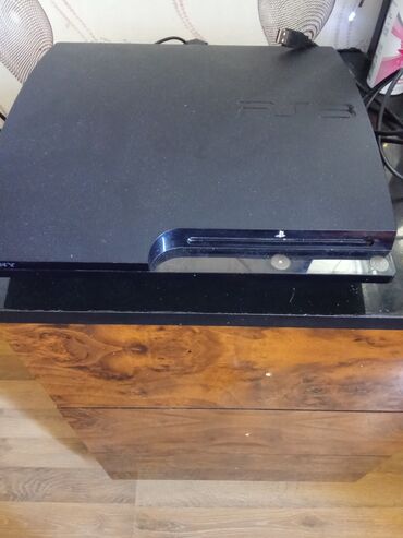 organska hemija za 3 razred gimnazije pdf: PlayStation3 slim 500GB yaddawi var 3 dene pultu var 20 dən çox oyun