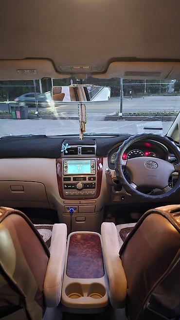 2003: Toyota Ipsum: 2003 г., 2.4 л, Автомат, Бензин, Универсал — 5