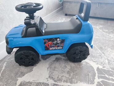 hot wheels машинки: Продам большую машину толокар, можно кататься до 4-5 лет, состояние