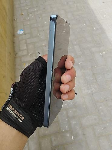 realme 9: Realme rəng - Mavi, Qırıq — 2