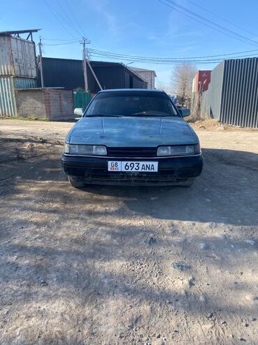 Mazda: Mazda 626: 1988 г., 2 л, Механика, Бензин, Хэтчбэк — 9