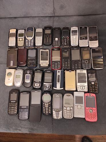 philips xenium x525: Kolleksiya üçün klassik düyməli telefonlar dəsti. 40 manatdan — 1