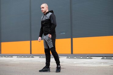 Trenerke: Cena 4400 din
Veličina S, M, L, XL, 2XL
ACG KVALITETAN PAMUK ELASTIN — 23