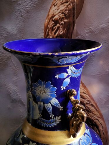 Ostali antikviteti: Kineska vaza,rucno oslikana 1950g+. Porcelanska kineska vaza bez na lalafo.rs — 8 Ostali antikviteti: Kineska vaza,rucno oslikana 1950g+. Porcelanska kineska vaza bez — 8