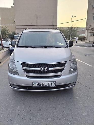 starex: Hyundai H-1 (Grand Starex): 2.5 l | 2008 il Van/Minivan — 4