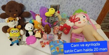 Oyuncaqlar: Cəm və ayrı satılır.şəkil üzərində qiymətlər yazılıb