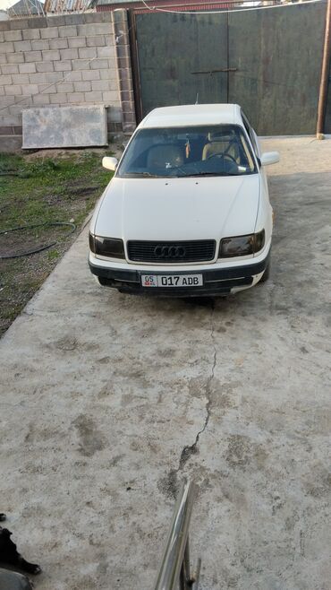 a 6: Audi S4: 1993 г., 2.6 л, Механика, Бензин, Седан