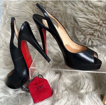 женская обувь: Размер: 38, цвет - Черный, Новый