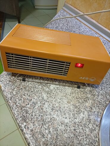Kaloriferi: AEG-MTK električni grejač/ventilator za prostorije. skroz malo — 2