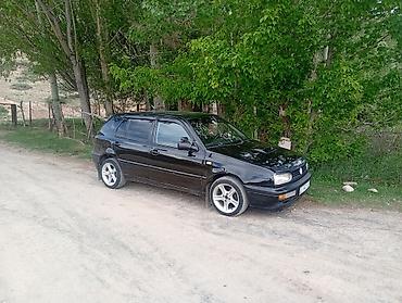 385 55: Volkswagen Golf: 1994 г., 1.6 л, Механика, Бензин, Хэтчбэк — 4