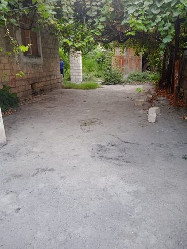 Həyət evləri və villaların satışı: 4 otaqlı, 100 kv. m, Orta təmir — 2