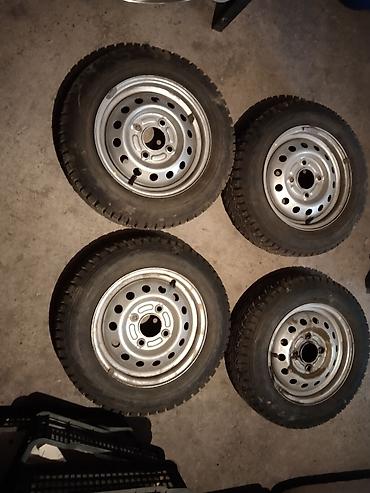 Комплект зимних шипованных НА МАТИЗ - Размер шин: 155/70 R13 новый — 4