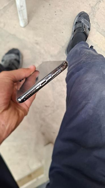 hp laptop 17 ca0011ds: IPhone X, Space Gray — 6