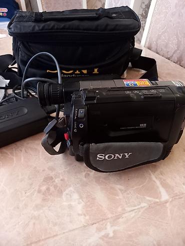 sony hd 1500: Sony Handycam video Hi8 kamkorder + aksesuarlar Xüsusiyyətlər: - — 4