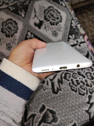 apple iphone 12 mini: Samsung Galaxy A30s, Б/у, цвет - Белый, 2 SIM — 4