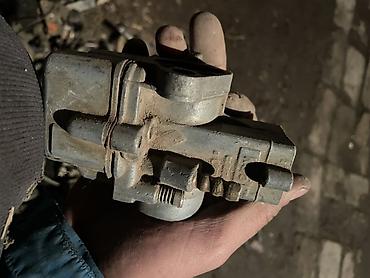 Бензонасосы: Бензонасос Б/у, Оригинал — 73